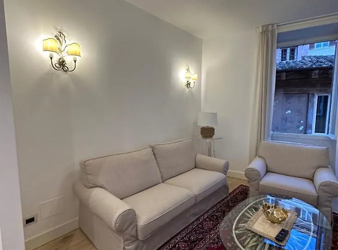 Gio Luxury Rom